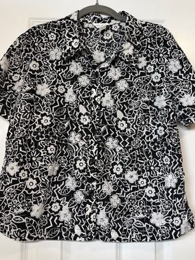 Christopher & Banks Black and White Floral Button Front Shirt
